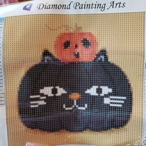 DIAMOND PAINTING ART KIT HALLOWEEN NEW IN PACKAGE